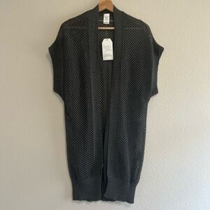 *NWT Time and Tru Women's Fashion Cover-Up Crochet Layering Piece, Charcoal, S/M